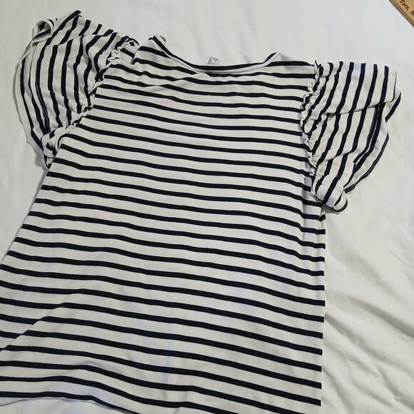 Green Envelope Black/white striped tee with double ruffled cap sleeves M - Picture 4 of 8